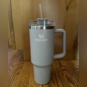Stanley 40oz Adventure Quencher Travel Tumbler